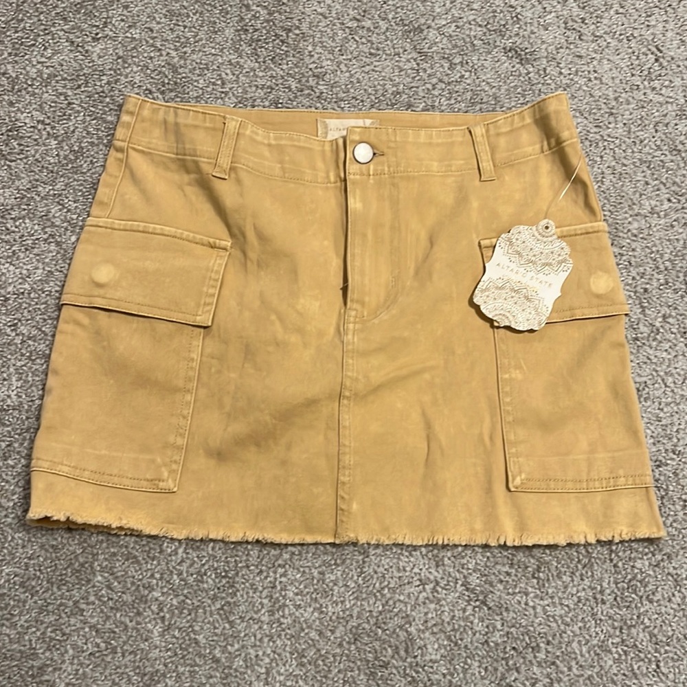Altar’d State cargo tan / stone wash mini skirt low waisted